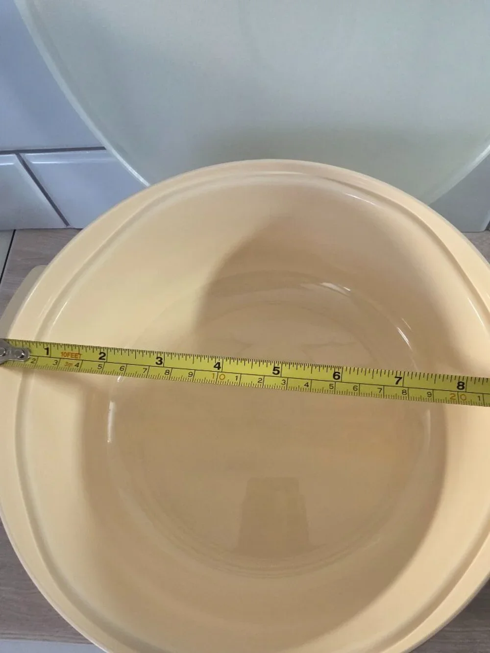 Vintage Tupperware 1 3/4 QT Microwave Cooker Almond Bowl with lid